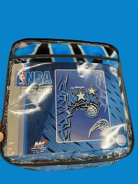 Vintage NBA Orlando Magic Plush Blue Blaket